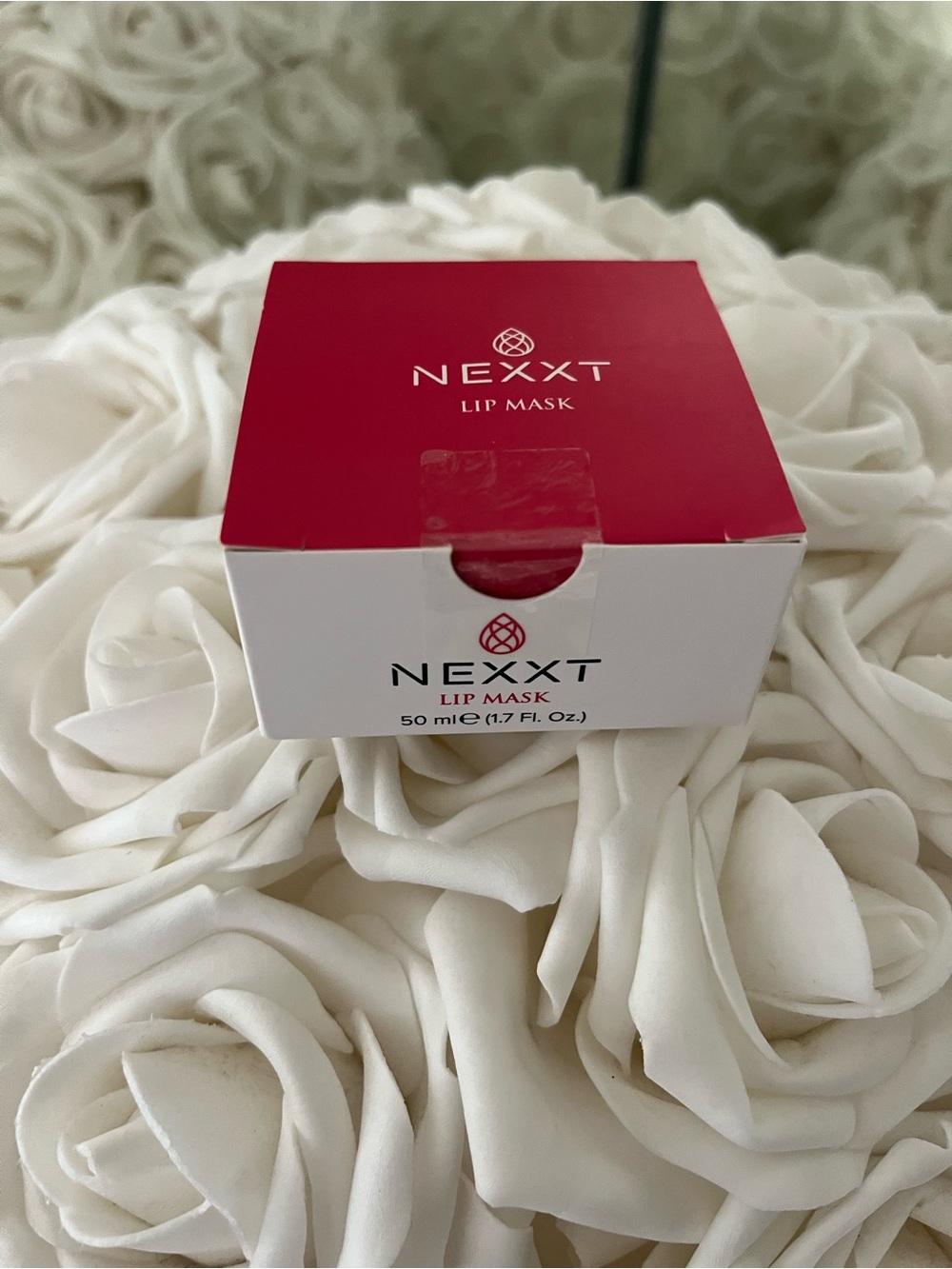 NEXXT Lip Mask new in box